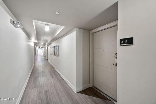 212-535 W Thomas Rd, Phoenix, AZ, 85013-4211 | Card Image