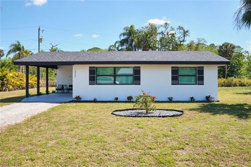1922 Flamingo Dr, NORTH FORT MYERS, FL, 33917-3141 | Card Image