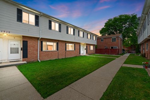 c-1315 Monomoy St, Aurora, IL, 60506-2659 | Card Image