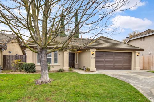 2559 Kirsten Ct, Lodi, CA, 95240-8883 | Card Image