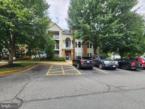 103-4137 Fountainside Ln, FAIRFAX, VA, 22030-7434 | Card Image