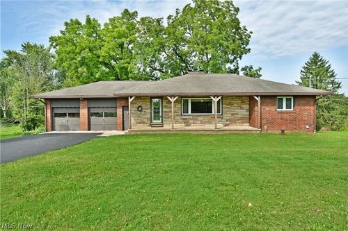 10244 Washingtonville Rd, Canfield, OH, 44406-9447 | Card Image