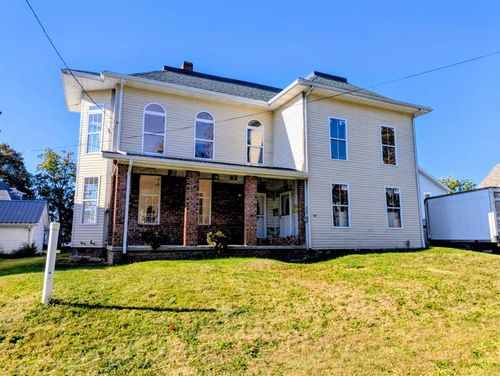 323 W 4th St, Ashland, OH, 44805-2002 | Card Image