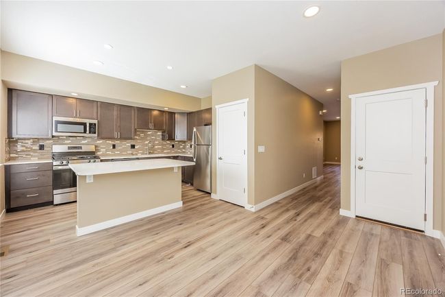 890 Promontory Rock Grv, Townhouse with 4 bedrooms, 3 bathrooms and 4 parking in Colorado Springs CO | Image 7
