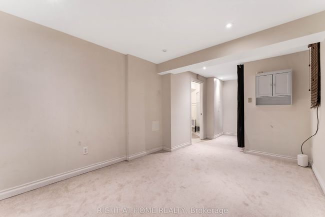 115 Royalton Pvt, House attached with 3 bedrooms, 2 bathrooms and 1 parking in Ottawa ON | Image 23