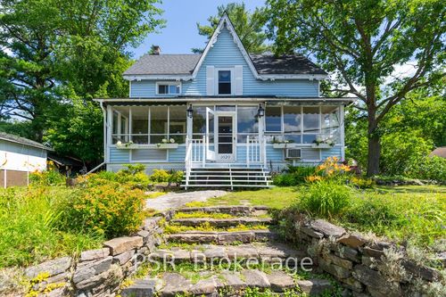 1020 Bala Falls Rd, Bala, ON, P0C1A0 | Card Image