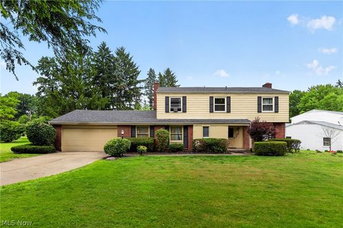 2801 Reeves Rd Ne, Warren, OH, 44483-3611 | Card Image