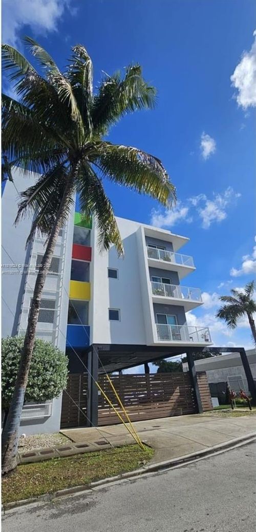 apt-2-1857 24th St, Miami, FL, 33142-7505 | Card Image
