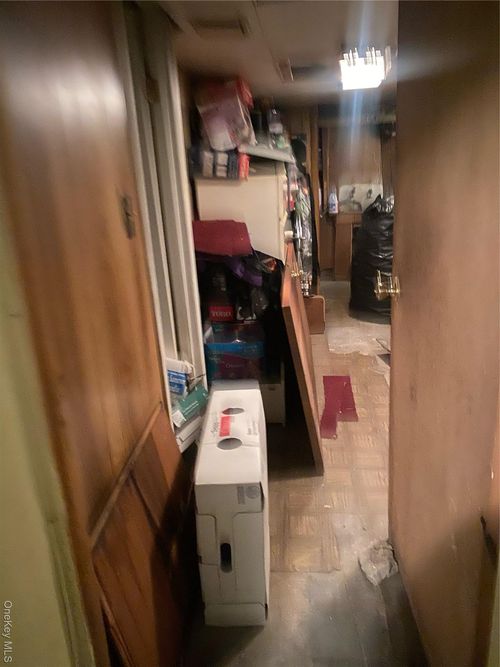 505 Mundy Ln, Mount Vernon, NY, 10550-4324 | Card Image