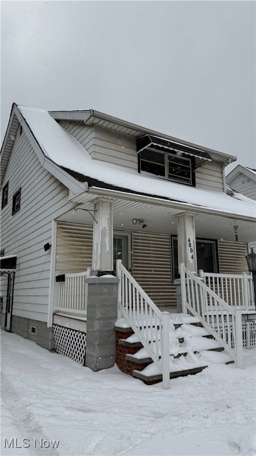 4004 E 41st St, Newburgh Heights, OH, 44105-3104 | Card Image