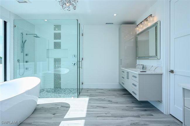 3800 Crayton Rd, House other with 4 bedrooms, 6 bathrooms and null parking in NAPLES FL | Image 20