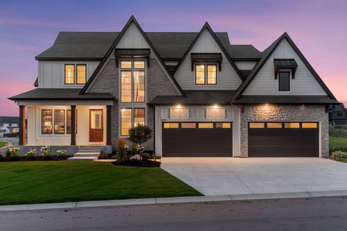 16542 46th Ct N, Plymouth, MN, 55446-2037 | Card Image