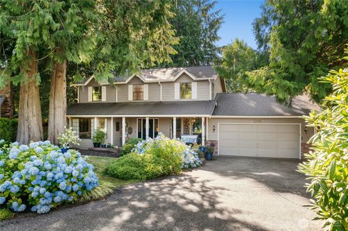 22506 Ne 19th Pl, Sammamish, WA, 98074-4123 | Card Image