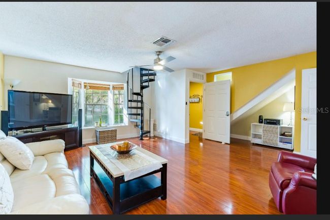 WOOD FLOOR | Image 11