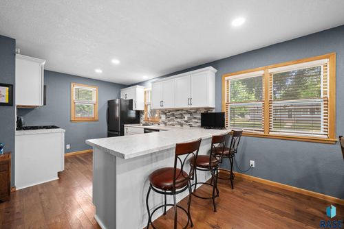923 N Spring St Street, Luverne, MN, 56156 | Card Image