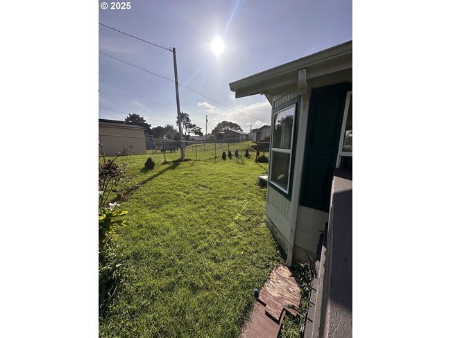 34112 Ophir Rd, House other with 3 bedrooms, 2 bathrooms and 2 parking in Gold Beach OR | Image 32