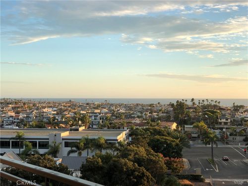 311-270 Cagney Ln, Newport Beach, CA, 92663-2606 | Card Image