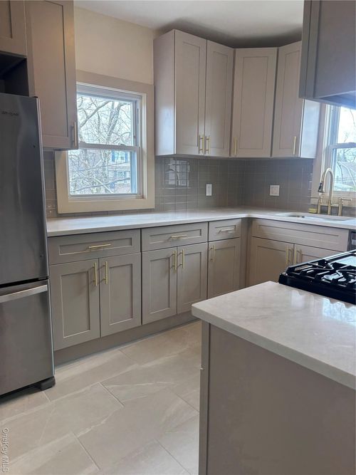 19 Garfield Pl, East Rockaway, NY, 11518-1014 | Card Image