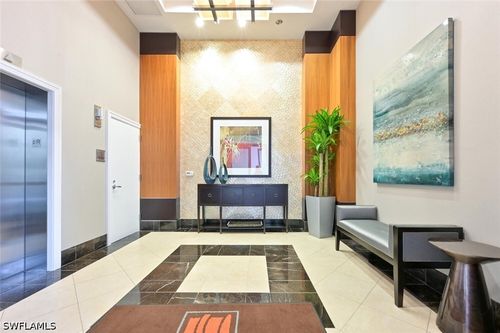 5211-9115 Strada Pl, NAPLES, FL, 34108-2893 | Card Image