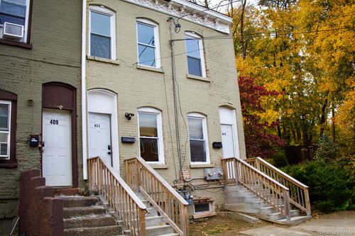 413-411-413 Liberty St, Newburgh, NY, 12550-3524 | Card Image