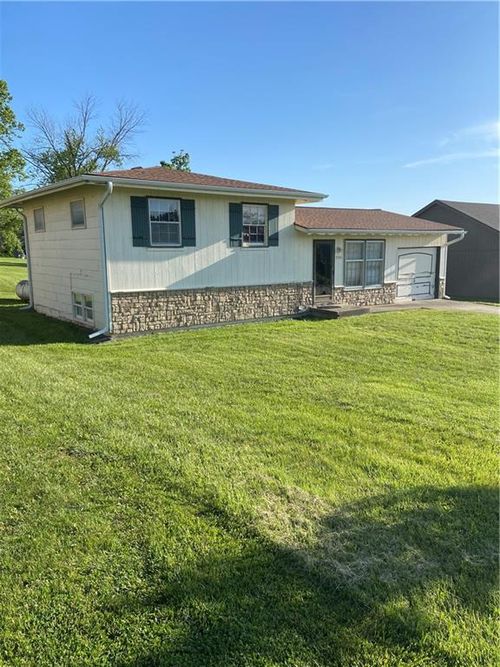 3501 Ne 85th Terrace, Kansas City, MO, 64156 | Card Image