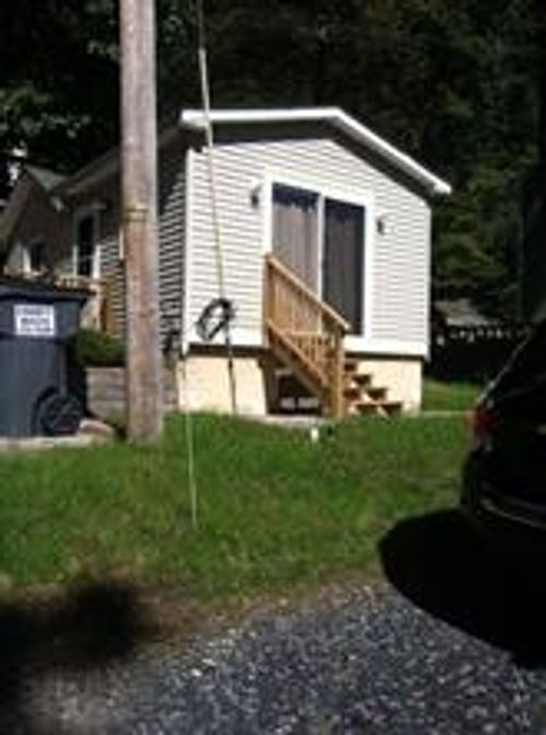 12 Schradin Hl, Greenwood Lake, NY, 10925-4109 | Card Image