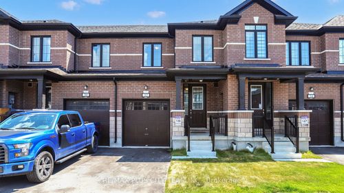 32 Keenan St, Lindsay, ON, K9V6C2 | Card Image
