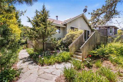 31 Lone Hill Walk, House other with 2 bedrooms, 2 bathrooms and null parking in Fire Island Pines NY | Image 1