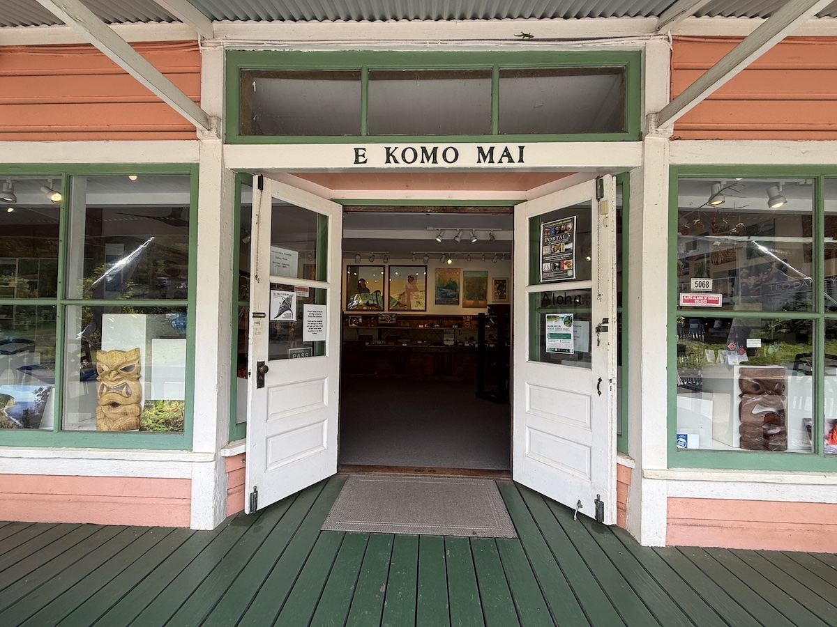 48-5416 Kukuihaele Rd, Honokaa, HI 96727