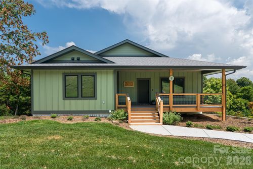 9 Ginger Spice Trl, Weaverville, NC, 28787-0660 | Card Image