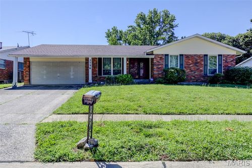 3756 Argonne Forest Dr, Florissant, MO, 63034-2413 | Card Image