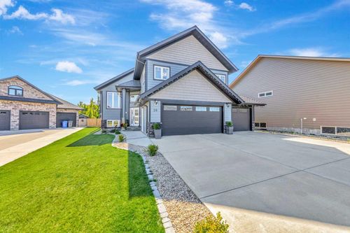 38-2715 73 Ave, Lloydminster, AB, T9V3L7 | Card Image