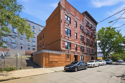 256 Woodworth Ave, Yonkers, NY, 10701-7306 | Card Image