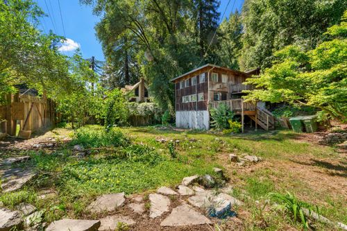 10991 River Rd, Forestville, CA, 95436-9746 | Card Image
