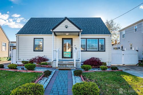 14 Linden St, Carteret, NJ, 07008-2525 | Card Image