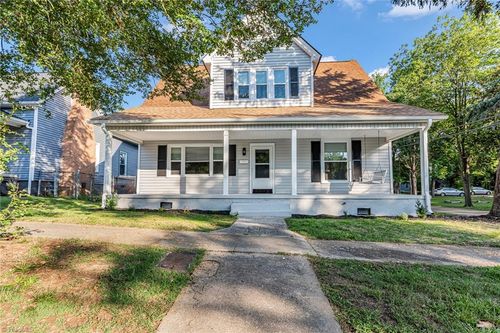 611 S Carolina Ave, Spencer, NC, 28159-2121 | Card Image