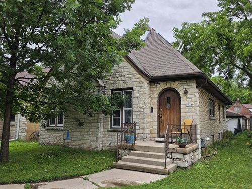 5528 W Auer Avenue, Milwaukee, WI, 53216 | Card Image