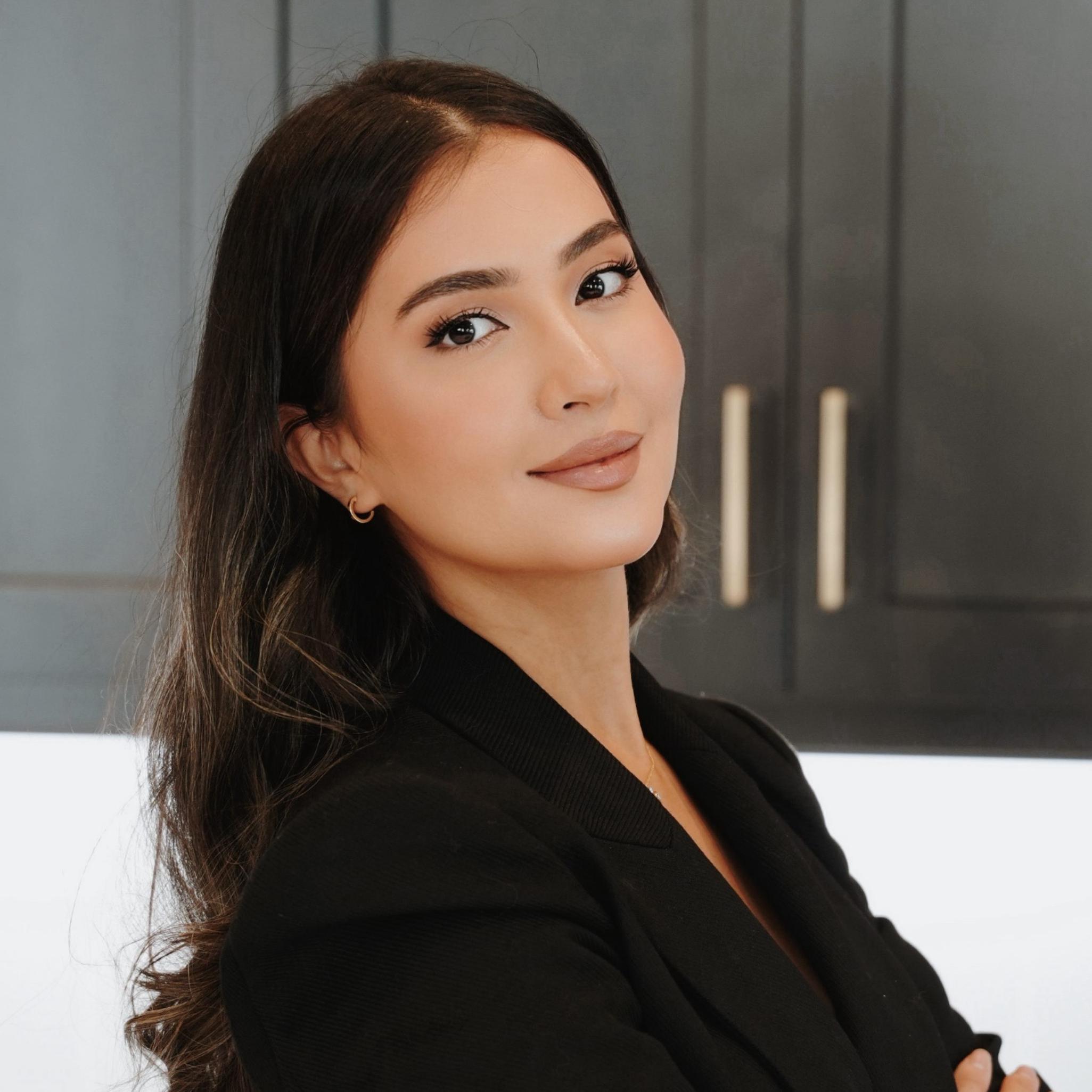Aynura Aghenii