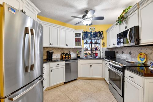 g-5188 Europa Dr, Boynton Beach, FL, 33437-2172 | Card Image