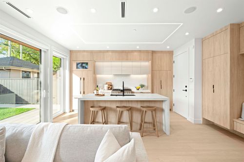 2-3466 W 22nd Ave, Vancouver, BC, V6S1J2 | Card Image