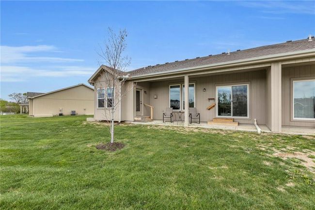 19707 196 Th St, House other with 2 bedrooms, 2 bathrooms and null parking in Spring Hill KS | Image 35
