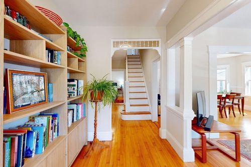 1-371 Broadway, Somerville, MA, 02145-1508 | Card Image