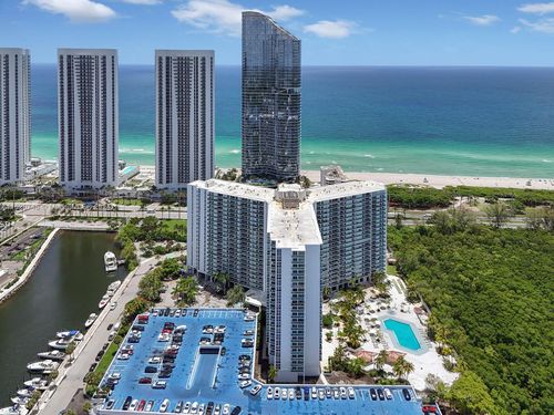 430-100 Bayview Dr, Sunny Isles Beach, FL, 33160 | Card Image