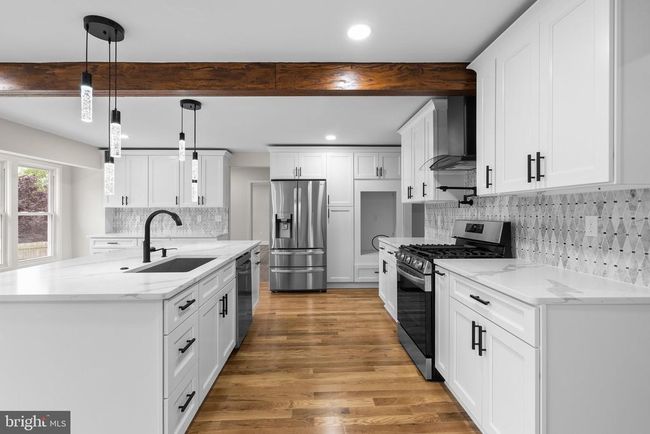 13813 Rippling Brook Dr, House other with 7 bedrooms, 6 bathrooms and null parking in SILVER SPRING MD | Image 11