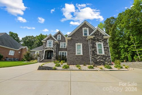 531 Coman Ln, Kings Mountain, NC, 28086-2600 | Card Image