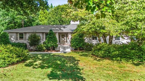 2320 N Elm St, Greensboro, NC, 27408-5120 | Card Image