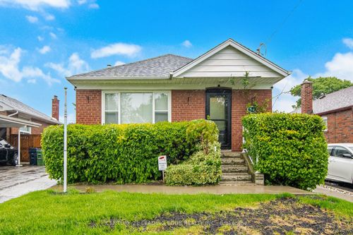 54 Lewiston Road, Scarborough, ON, M1P1X9 | Card Image
