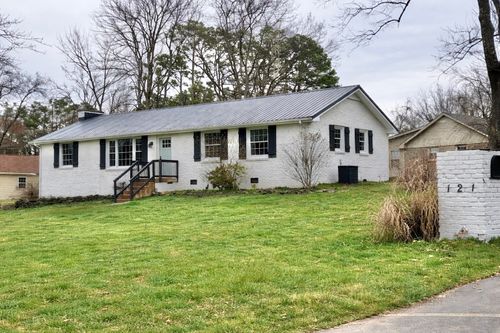 121 Roberta Dr, Hendersonville, TN, 37075-5347 | Card Image