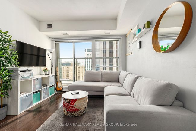 1502 - 40 Nepean St, Condo with 1 bedrooms, 1 bathrooms and 1 parking in Ottawa ON | Image 5