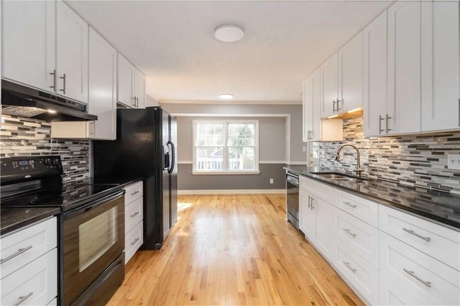 2142 Graystone Pkwy, House other with 3 bedrooms, 2 bathrooms and null parking in Grayson GA | Image 7